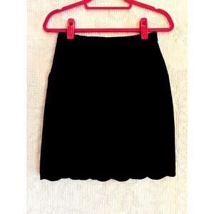 STRETCH MINI SKIRT Size Small Scalloped Hem Pockets Skies Are Blue